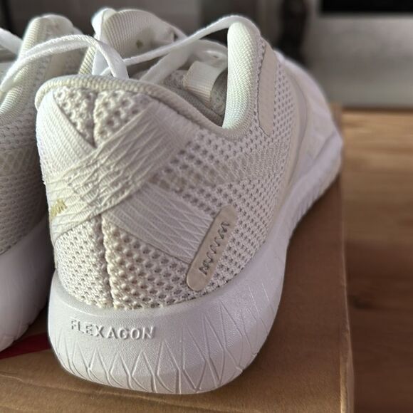 Reebok women's Flexagon Force 2.0 Cross Trainer white size 7.5 NEW in box - Picture 6 of 9